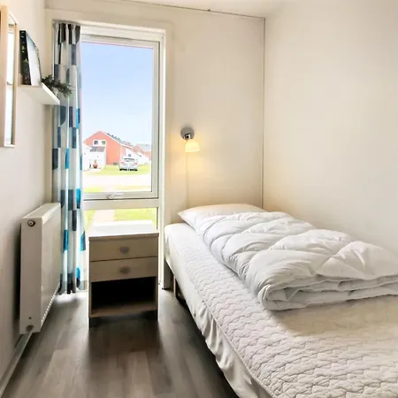 Leilighet Herward - 2-3km From The Sea By Interhome