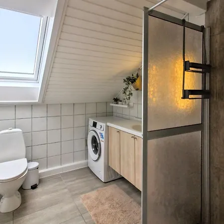 Leilighet Herward - 2-3km From The Sea By Interhome